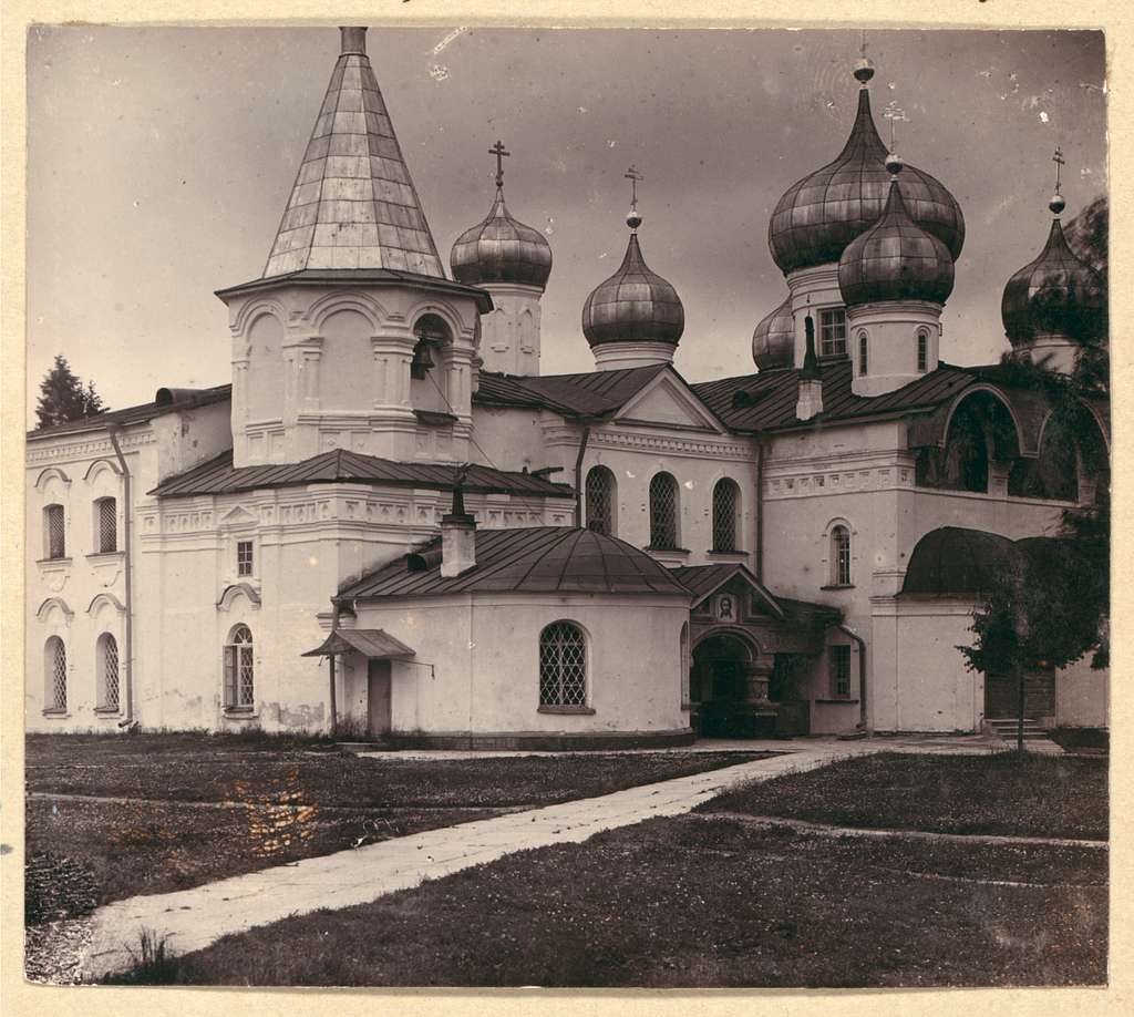 Preobrazhenskīĭ sobor v Aleksandro-Svirskom monastyri︠e︡. Obshchīĭ vid. Rossiĭskai︠a︡ imperii︠a︡