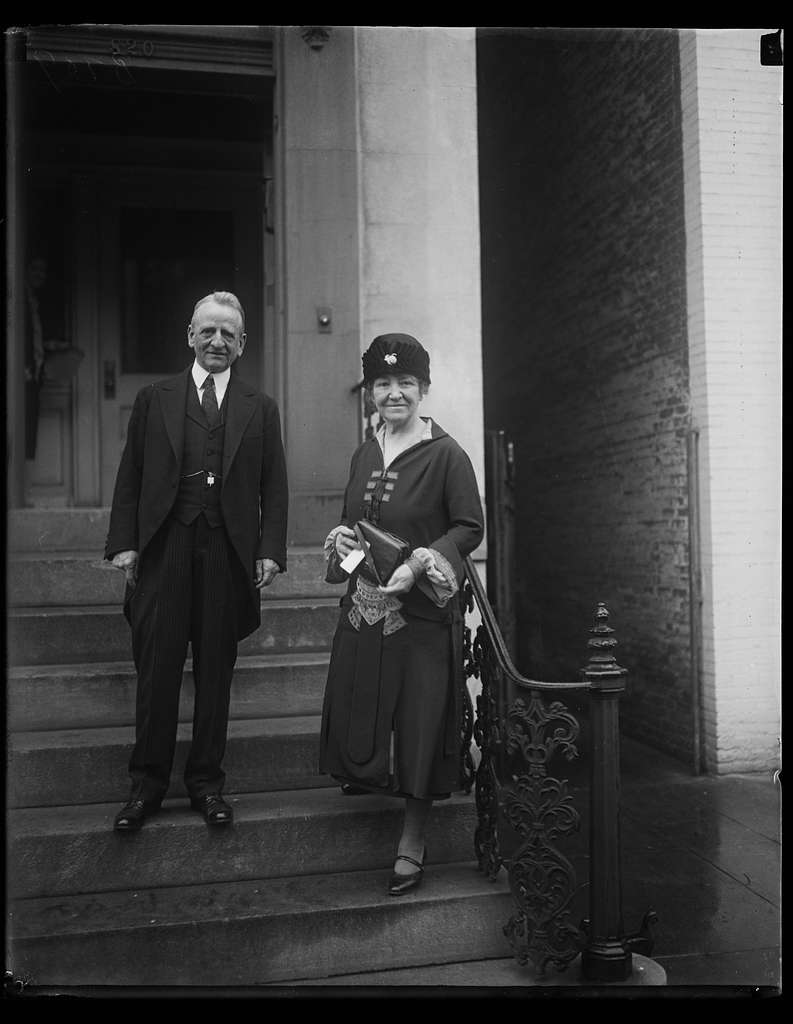 Carter Glass and wife?