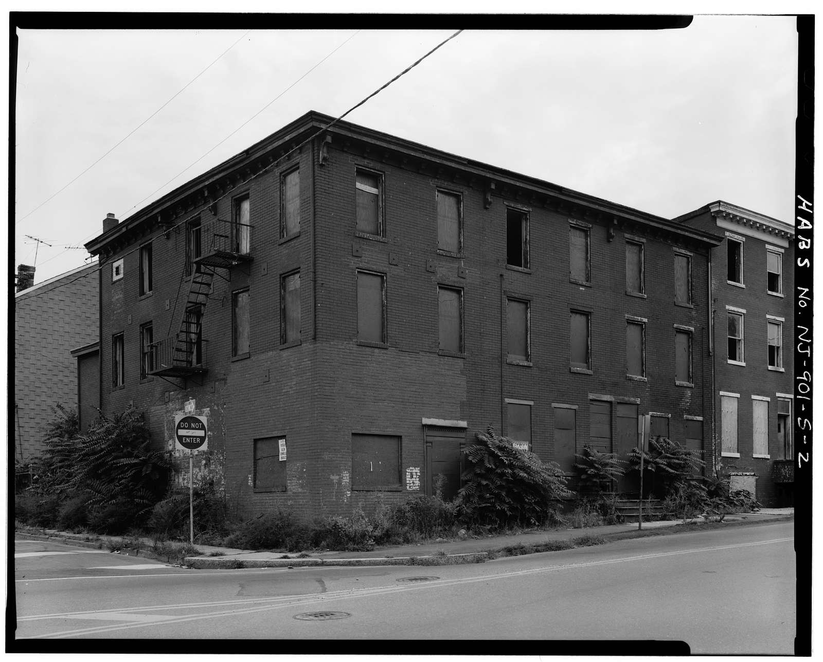 403-521 Market Street (Houses & Commercial Buildings), 521 Market Street, Trenton, Mercer County, NJ