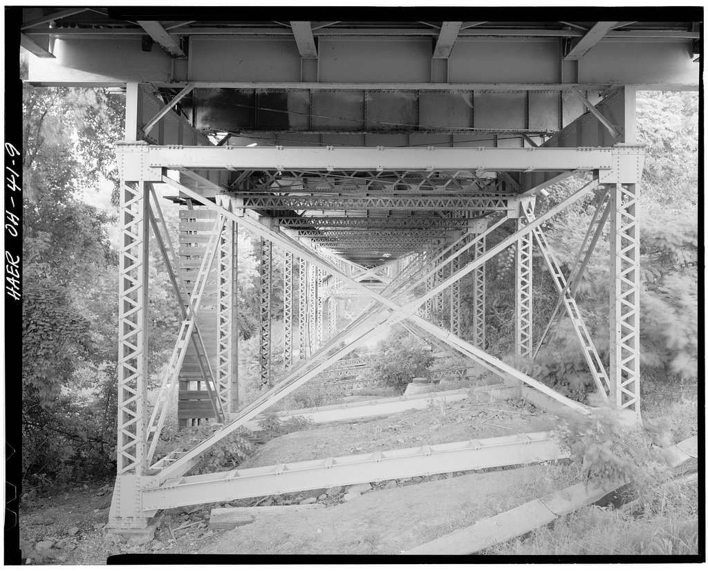 Mahoning Avenue Pratt Double-Deck Bridge, Spanning Mill Creek at Mahoning Avenue (C.R. 319), Youngstown, Mahoning County, OH
