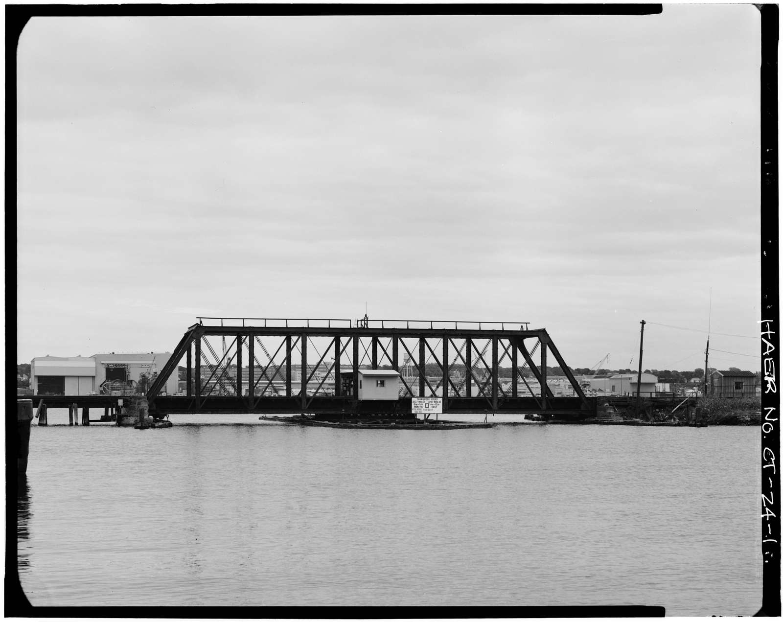 New York, New Haven & Hartford Railroad, Shaw's Cove Bridge, Spanning Shaw's Cove, New London, New London County, CT