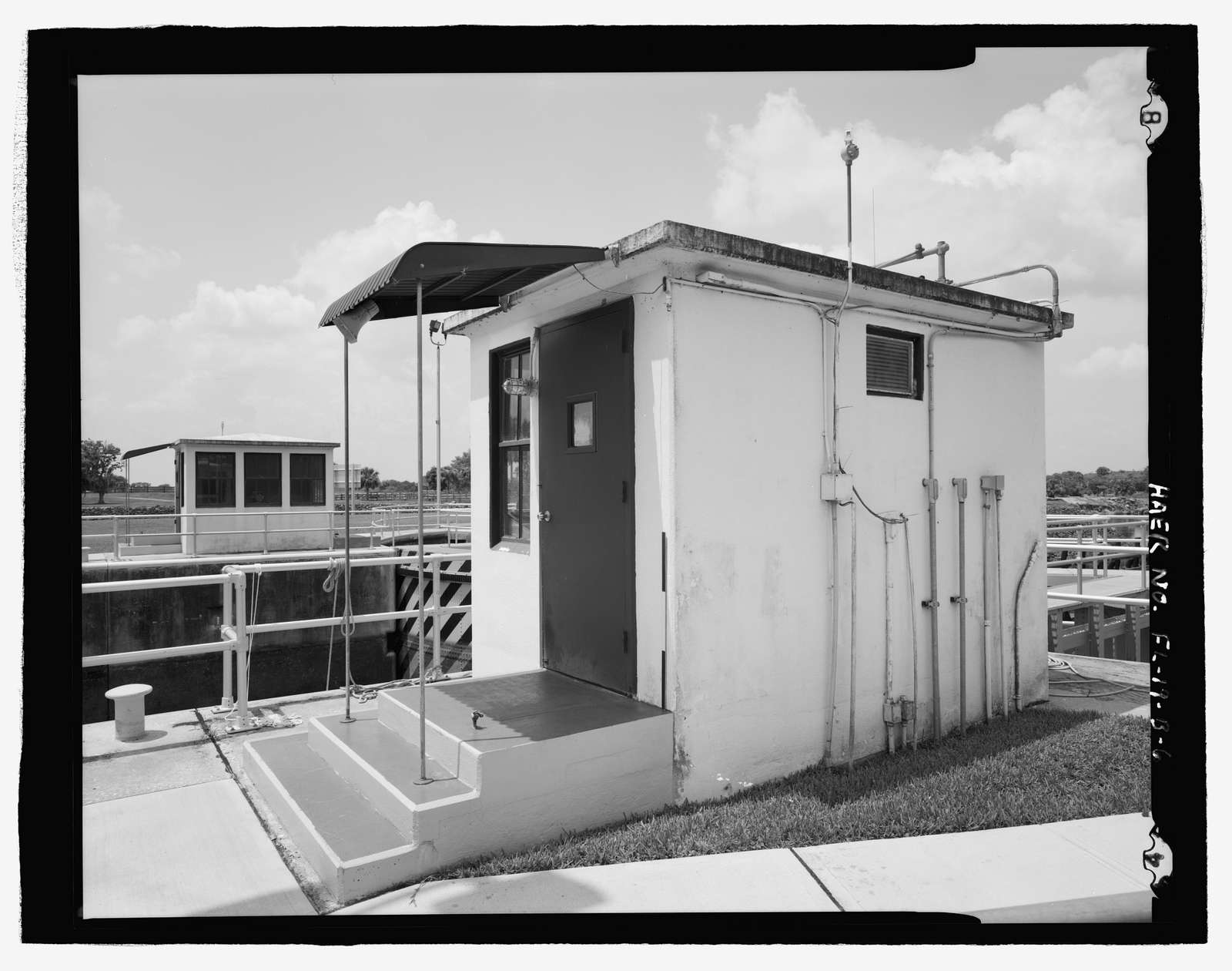 Ortona Lock, Lock No. 2, Machinery and Control Houses, Caloosahatchee River, Cross-State Canal, Okeechobee Intracoastal Waterway, Ortona, Glades County, FL
