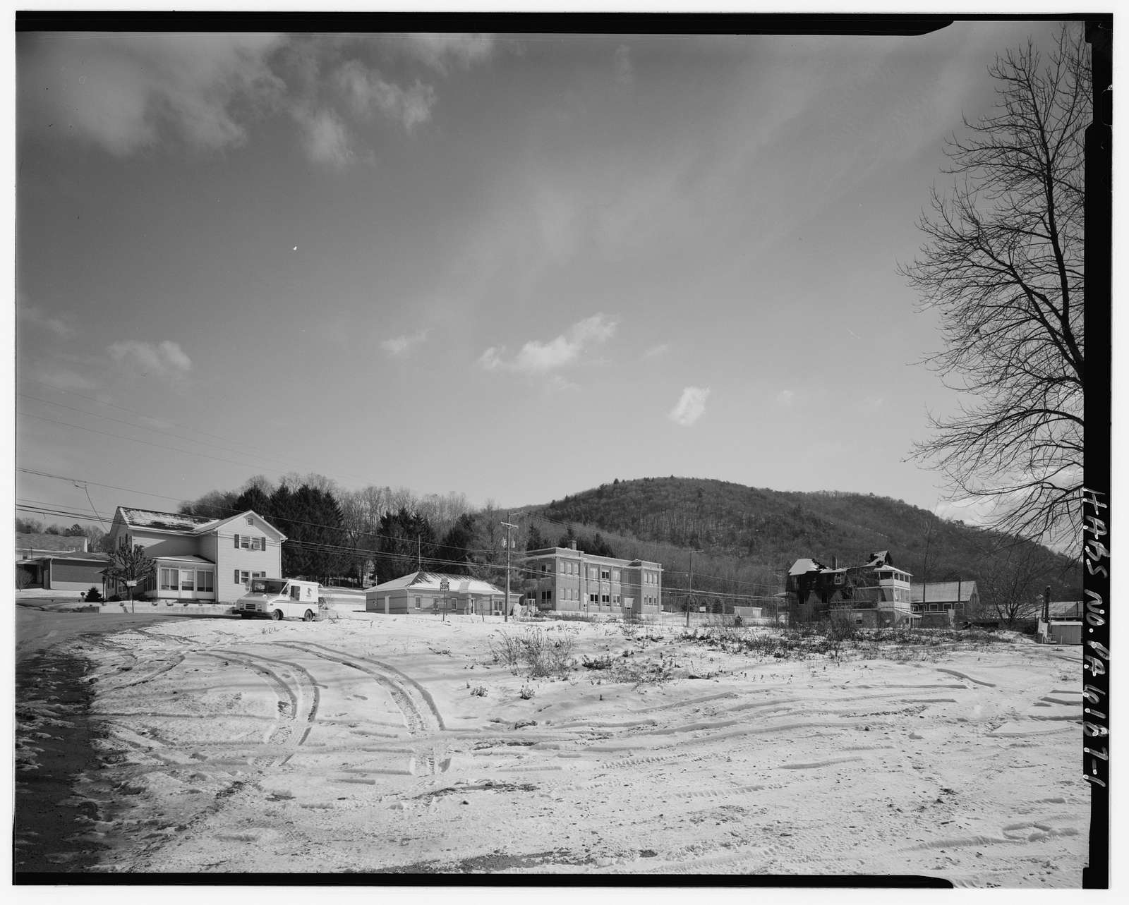 Mocanaqua School, Intersection of Pond Hill Road (S.R. 0239) & Main Street, Mocanaqua, Luzerne County, PA
