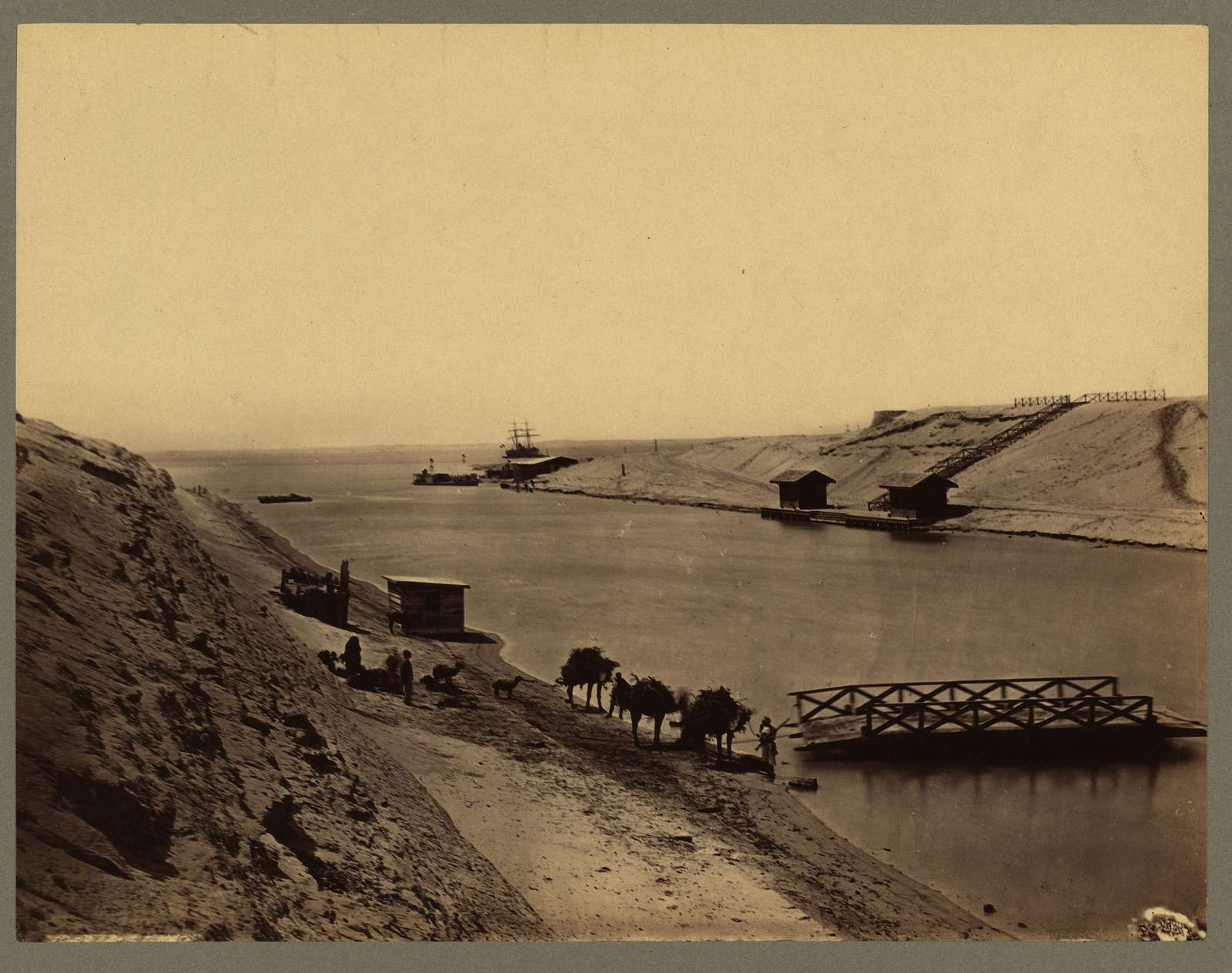 Egypt - Suez Canal - Lake Timsah, from opp. the chalet