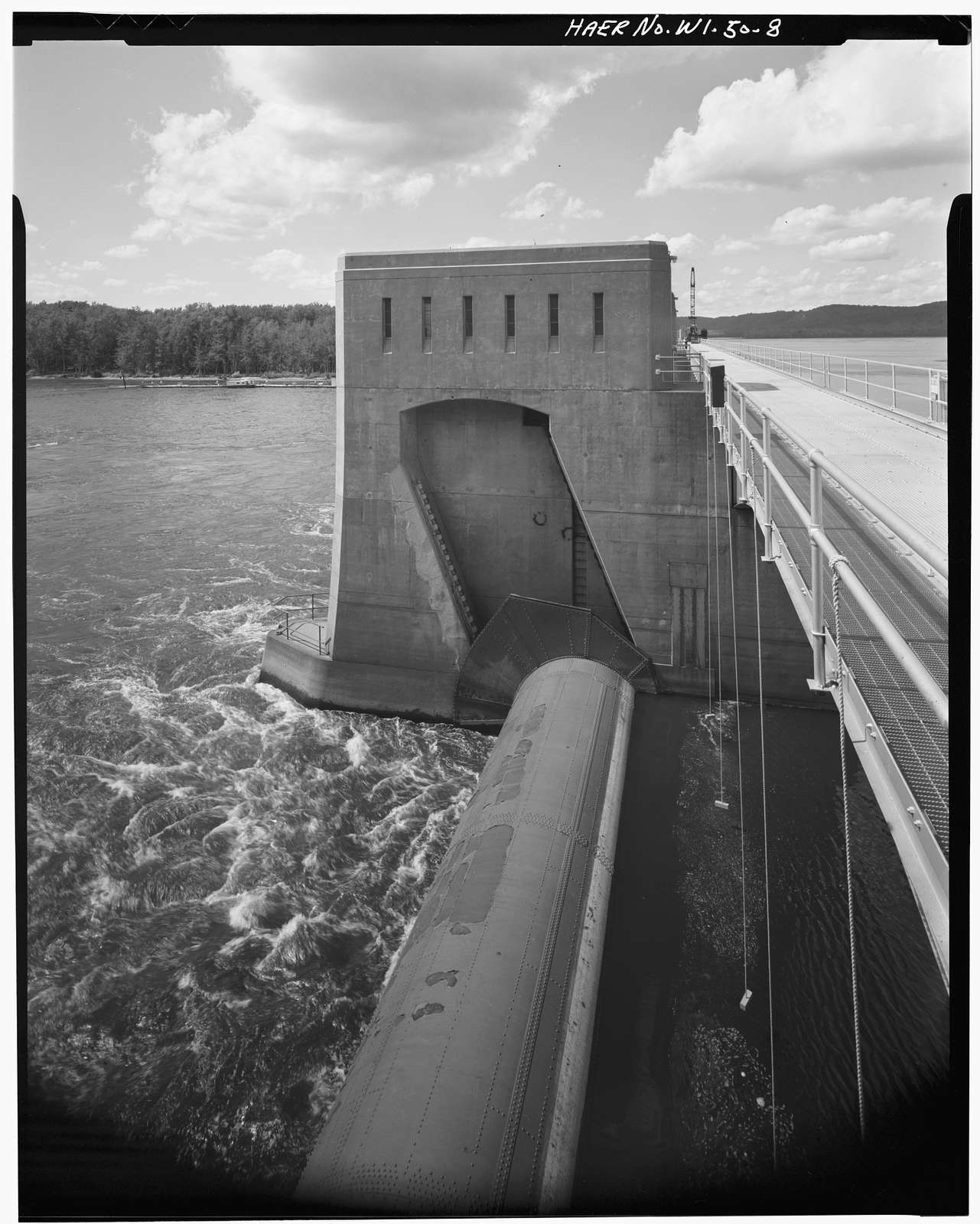 Upper Mississippi River 9-Foot Channel, Lock & Dam No. 9, Lynxville, Crawford County, WI