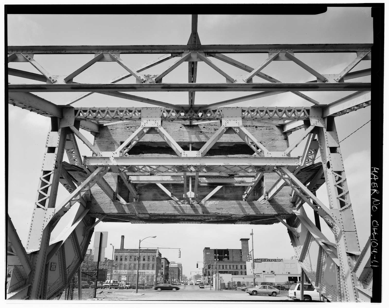 Washington Street Bridge, Spanning Swan Creek (former Miami & Erie Canal), Toledo, Lucas County, OH