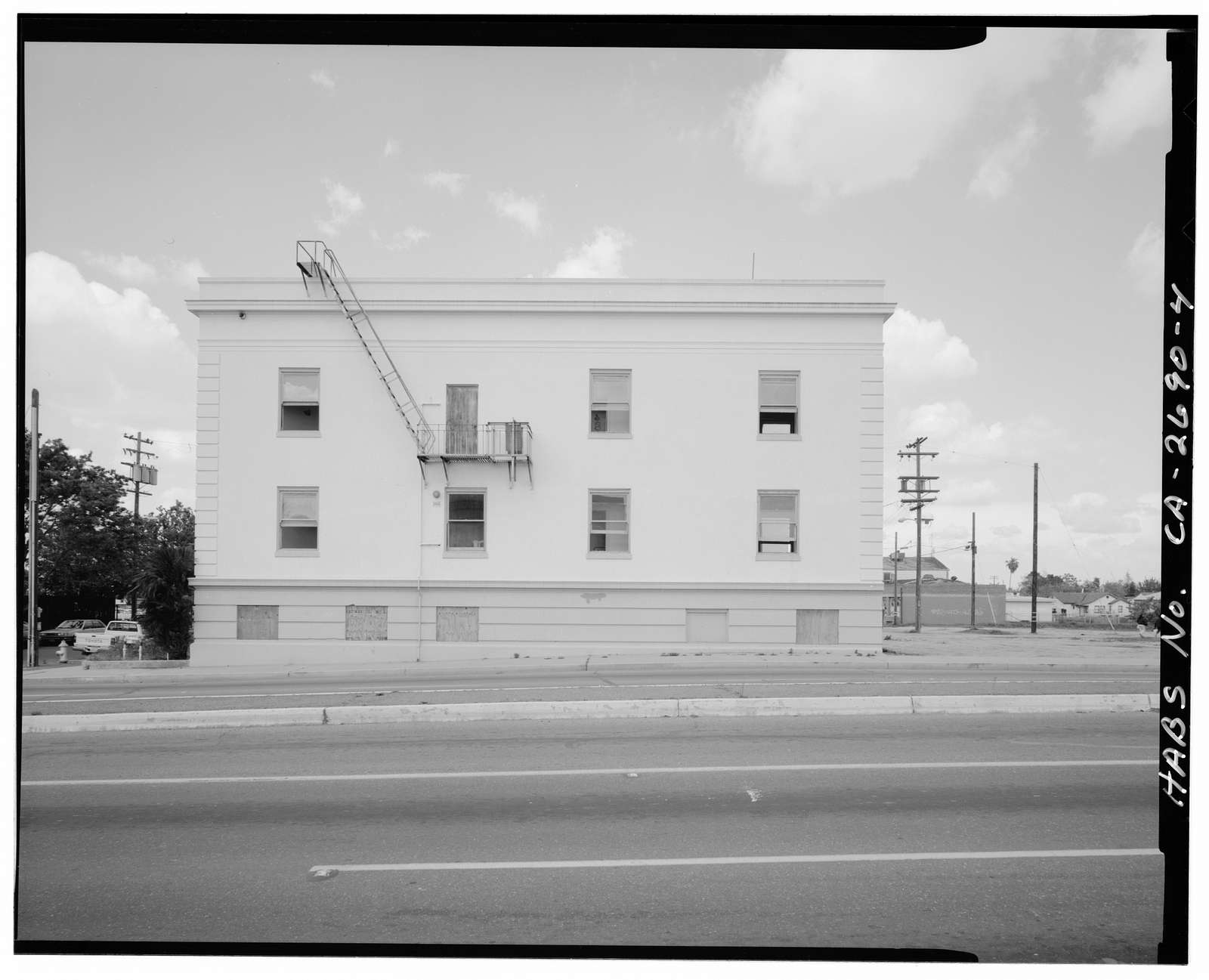 Burnett Nurse's Home, 120 North Howard Street, Fresno, Fresno County, CA