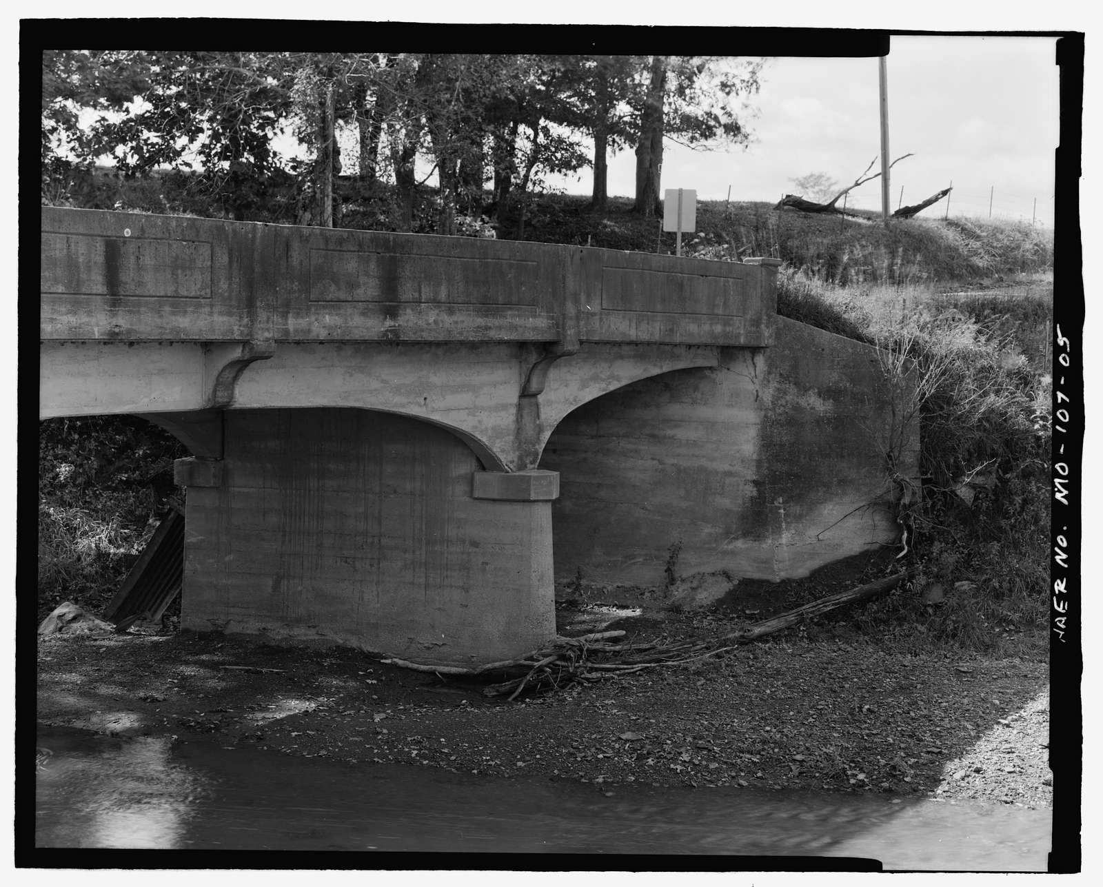 Newman Bridge, Spanning West Tabo Creek At County Road Northeast 500, Calhoun, Henry County, MO