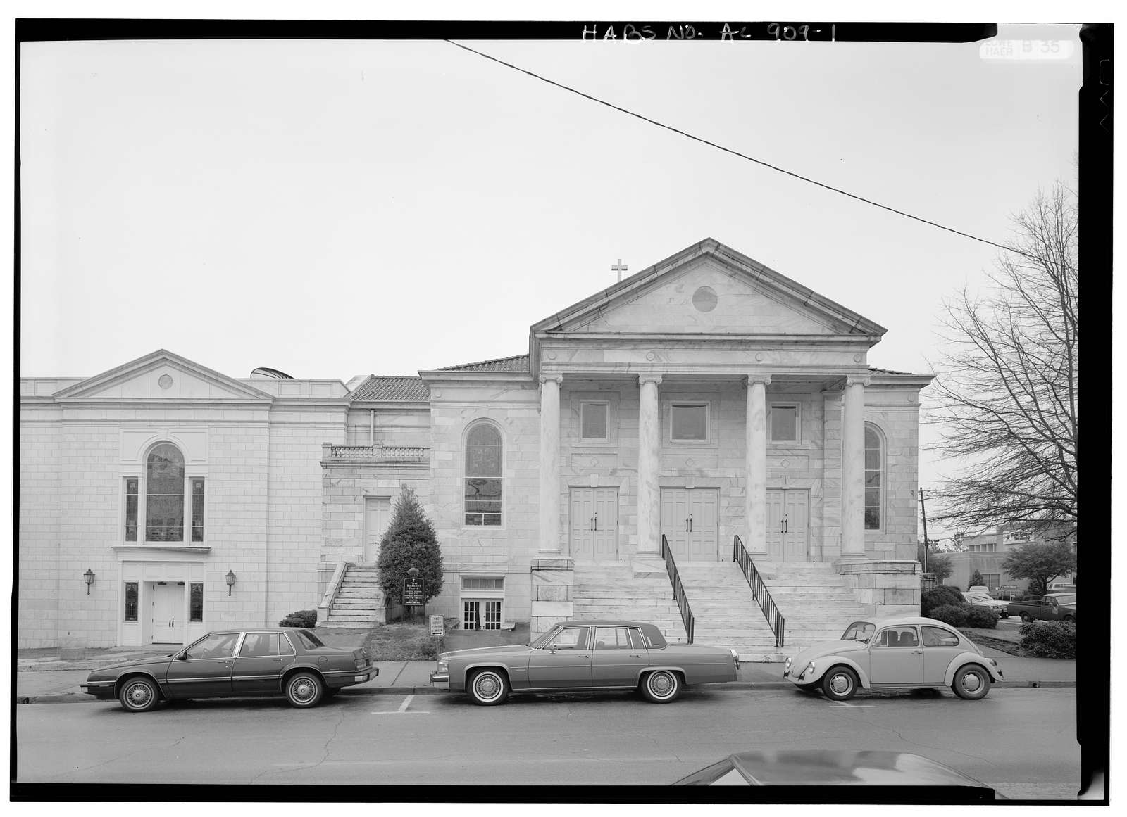 First Methodist Church, 1900 Third Avenue North, Jasper, Walker County, AL